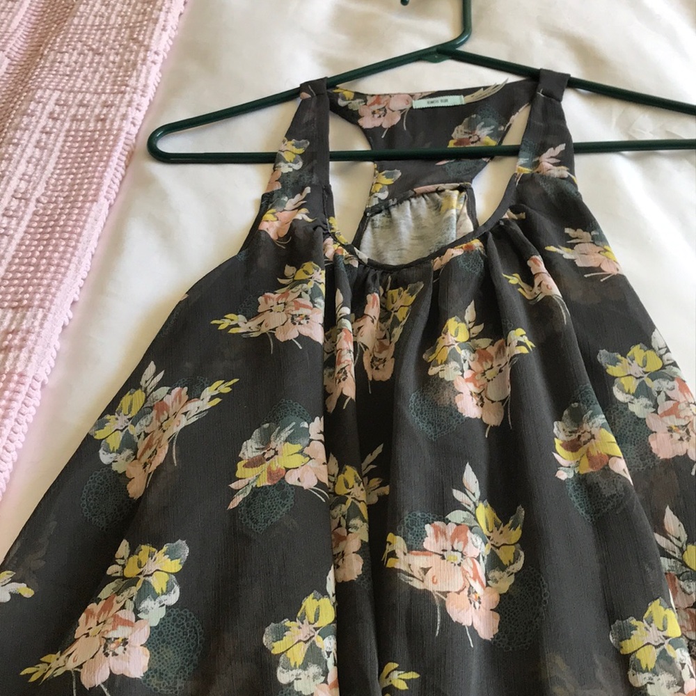 Cute flowing tank